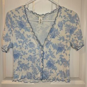 Beautiful H&M floral crop top